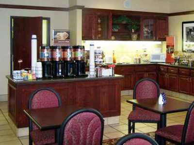 Hotel Hampton & 3*